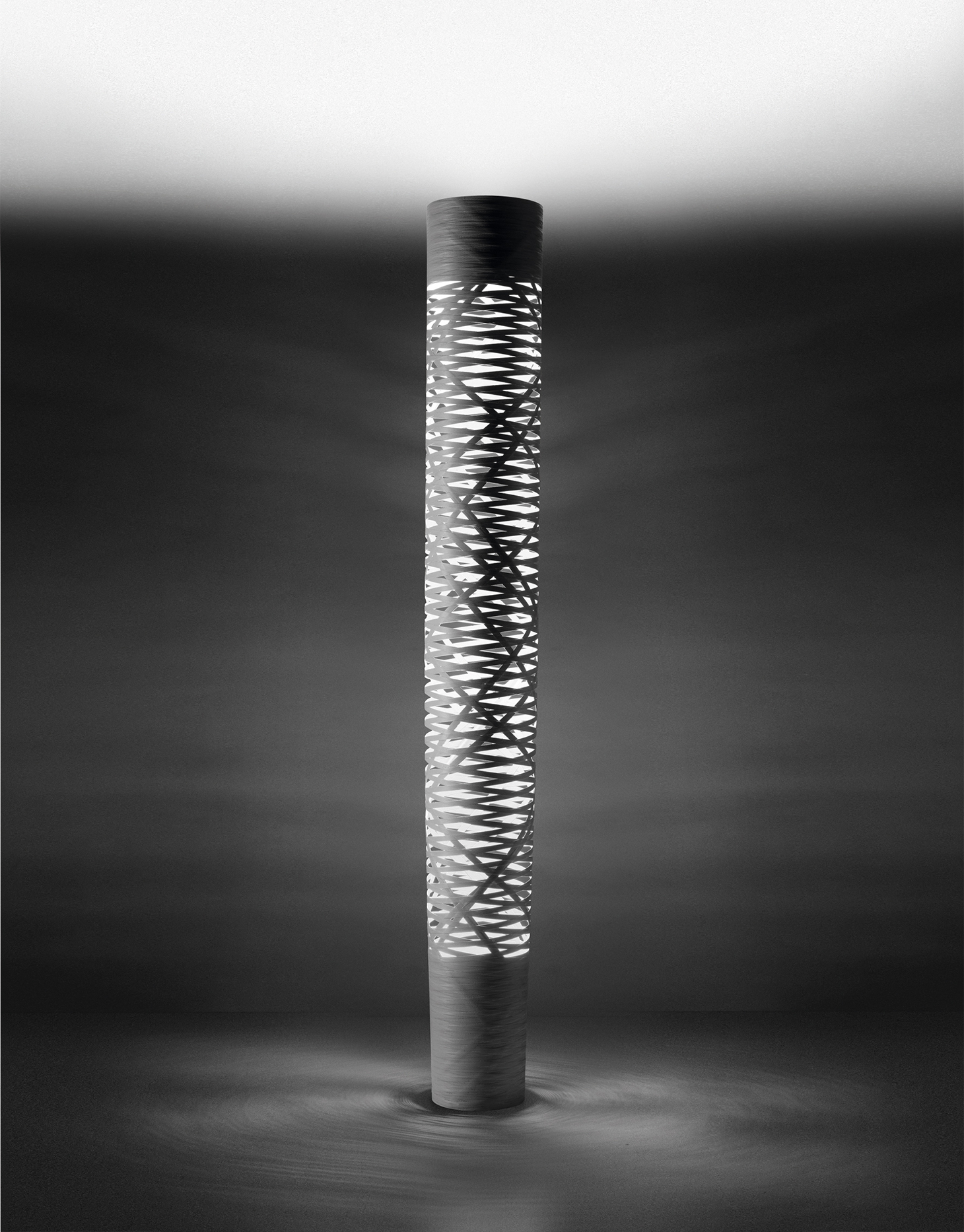 FOSCARINI Tress floor（フォスカリーニ トレス）｜イタリア・スペインの輸入照明器具 ルミナベッラ Luminabella